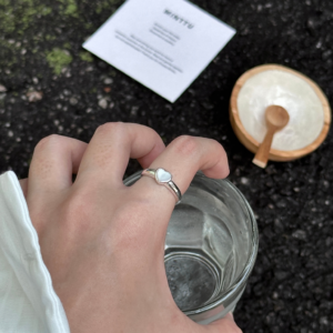 爱心白贝母戒指