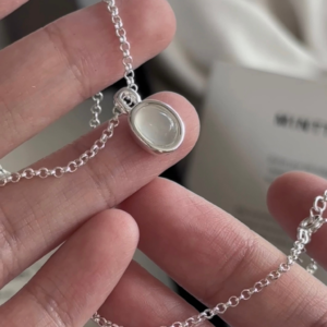 白玛瑙重工纯银项链