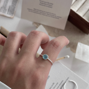 水滴海蓝宝戒指