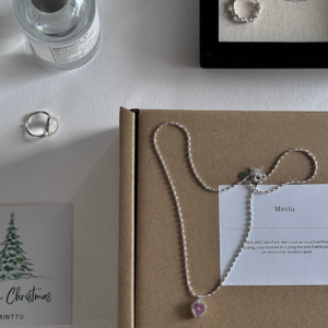 高质感纯银粉色爱心锆石项链