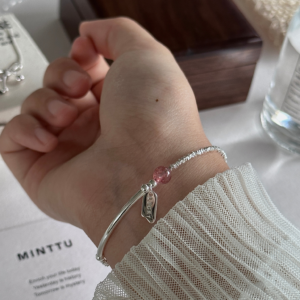 草莓晶Lucky小吊牌手串