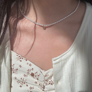 女皇小吊牌珍珠项链