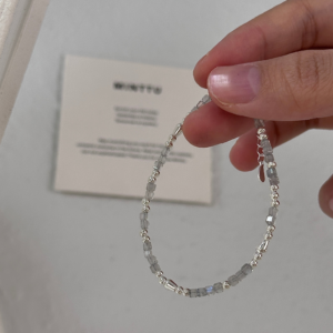 拉长石水晶小方手串