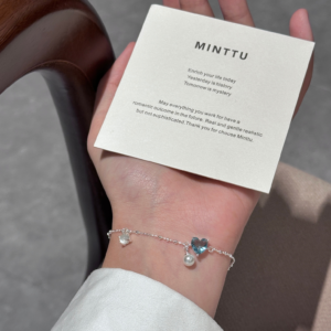 海蓝色心形手链