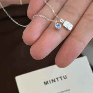 蓝锆石方形纹理项链