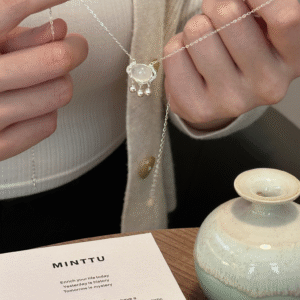 平安锁白玉髓项链