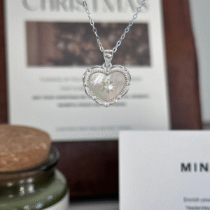 法式白贝母爱心项链